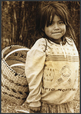 Menina indígena Guarani. VILANI, Luís Tadeu.